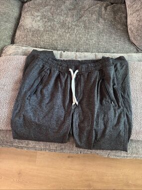 Vuori Men's Dark Gray Sweatpants with White Drawstring